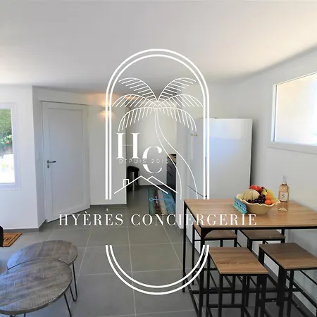 Apartment Plage Des Oursinieres Pieds Dans L'eau Plage-parking-wifi By Hc